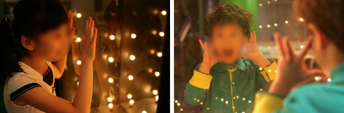 왼쪽 그림부터 마술터널 체험하는 소녀, 마술터널 체험하는 소년
